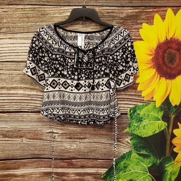 Justice cropped pullover top black/white Pre-owned junior - Picture 1 of 5